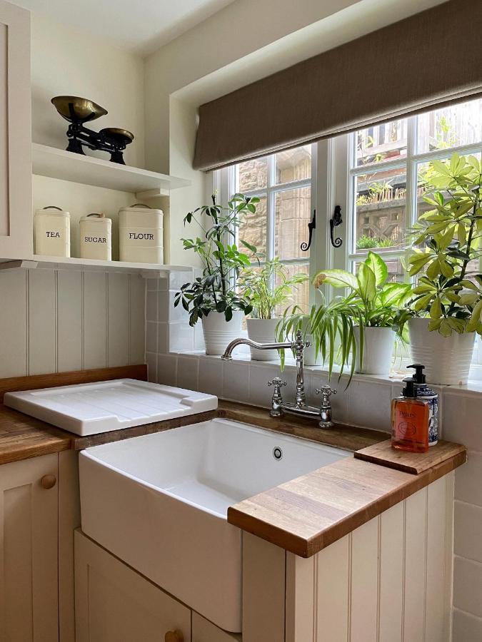 Charming Cottage In The Heart Of Sherborne 舍伯恩 外观 照片