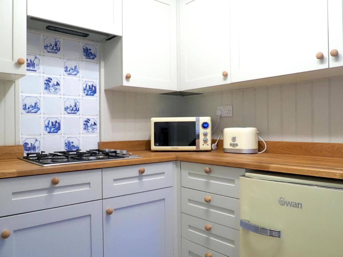 Charming Cottage In The Heart Of Sherborne 舍伯恩 外观 照片