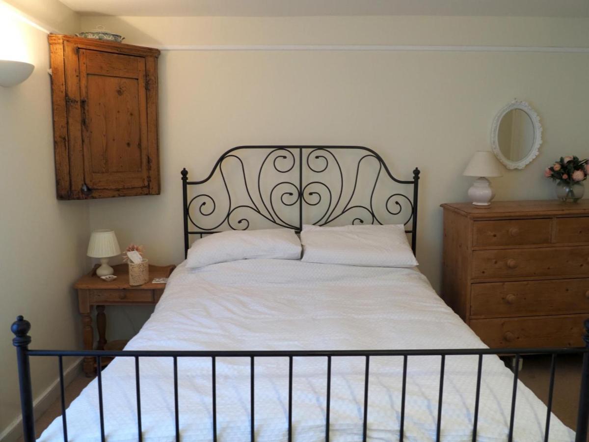 Charming Cottage In The Heart Of Sherborne 舍伯恩 外观 照片